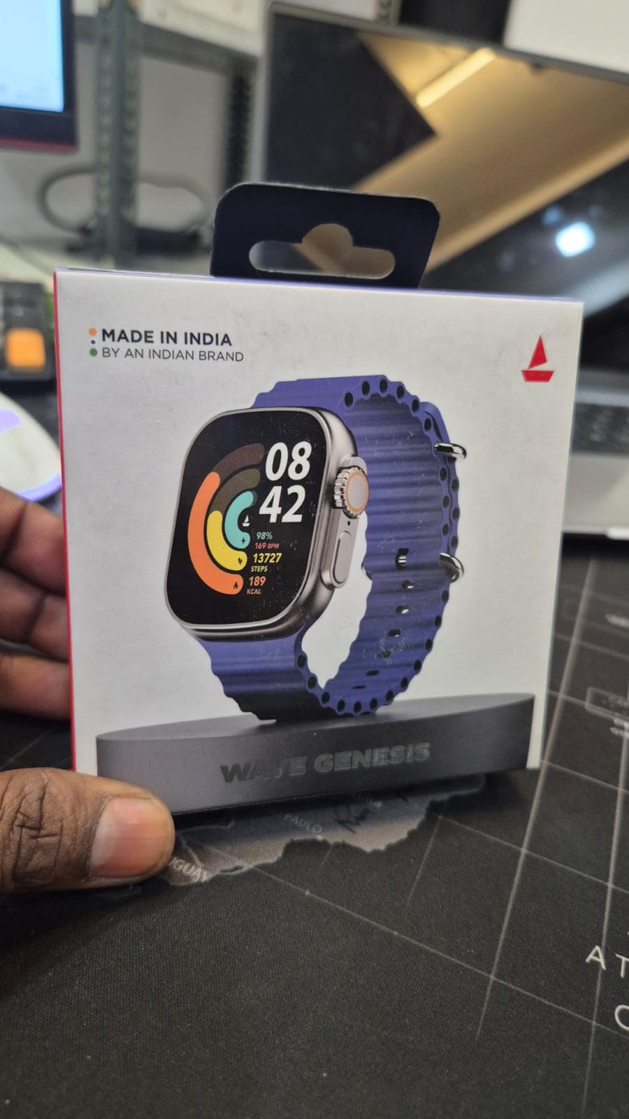 Boat Wave Genesis With 1.96'' Hd Display, Bt Calling, Functional Crown & Metal Body Smartwatch (orange Strap, Free Size)