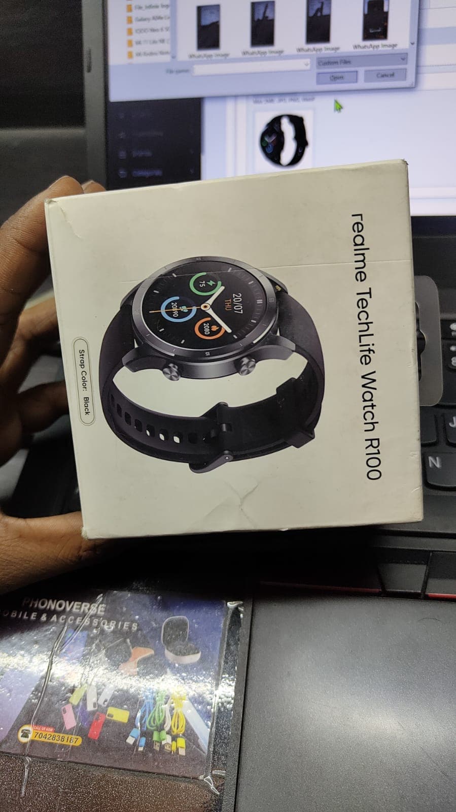 Realme Smart Watch R100