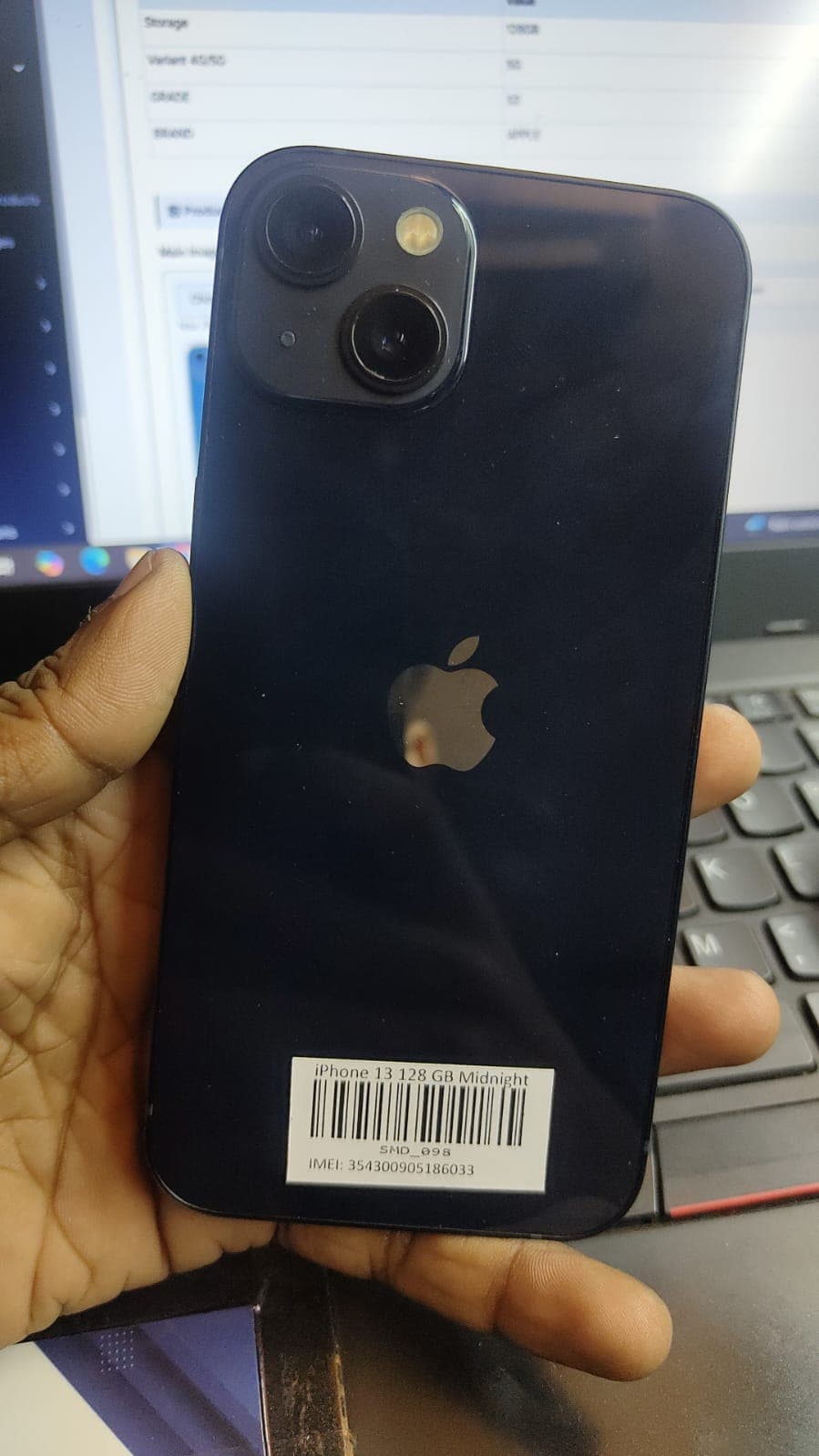 Apple iPhone 13