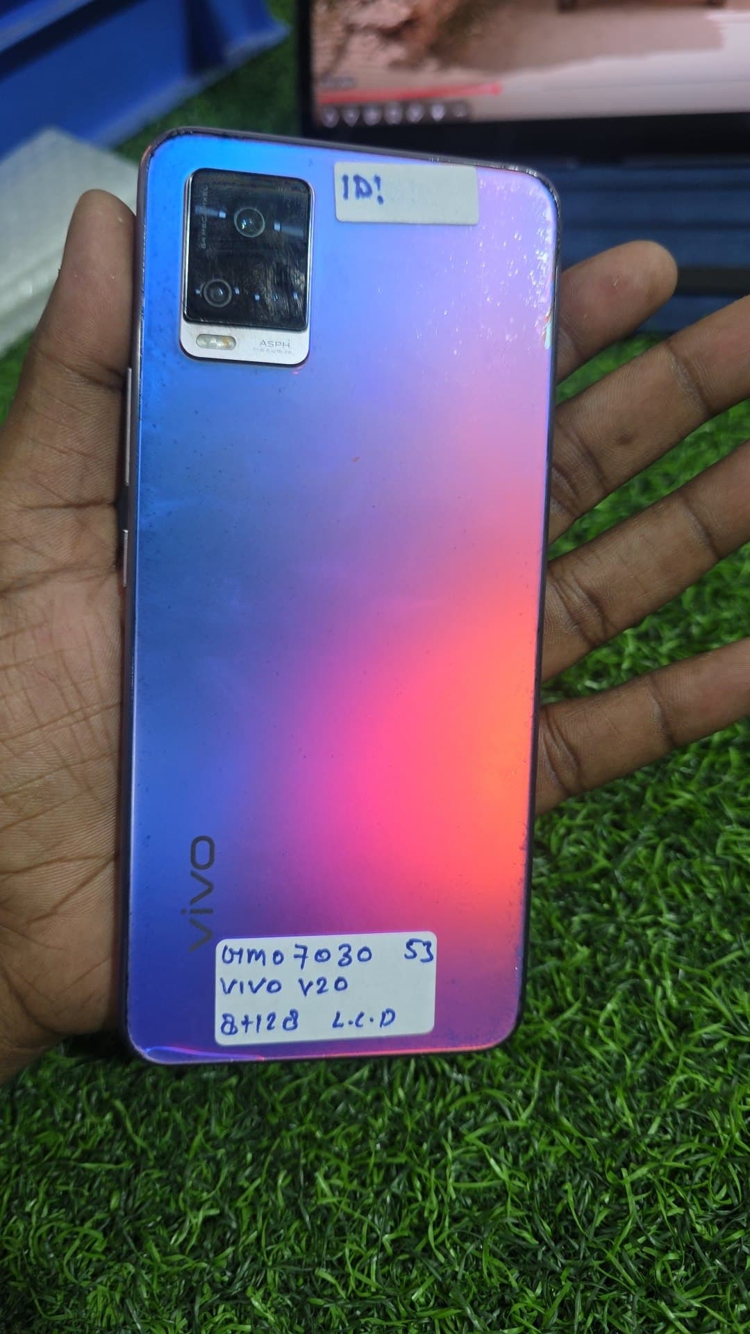 Vivo V20