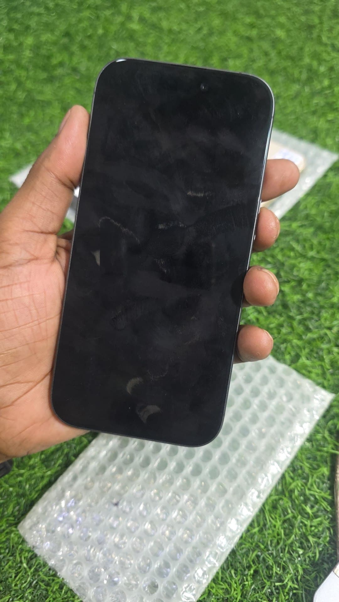 Apple iPhone 17 (Black, 256 GB)