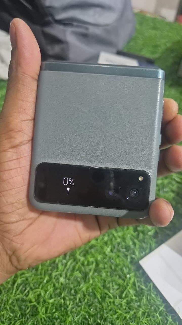 Motorola Razr 40